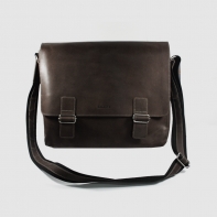 Skórzana torba z klapą na ramię na laptopa, A4, ciemno brązowa