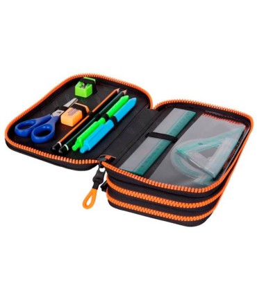 Potrójny piórnik szkolny Coolpack Jumper 3 z wyposażeniem Badges B E67023