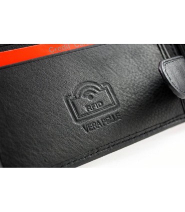 Portfel męski Pierre Cardin RFID ze skóry naturalnej czarny z niebieską wstawką